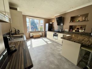 Open Plan Kitchen- click for photo gallery
